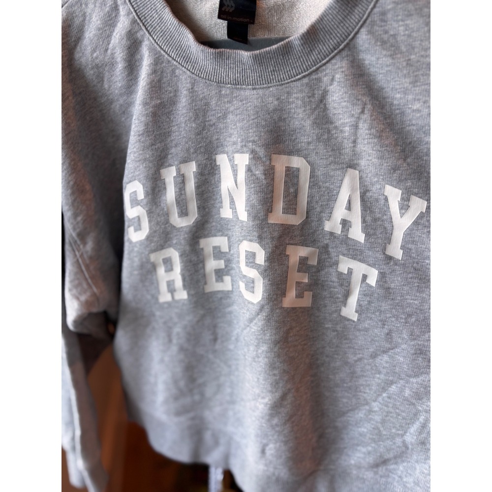 All In Motion Sunday Reset Sweatshirt Heather Grey Graphic Crew Neck Womens L - Picture 2 of 3